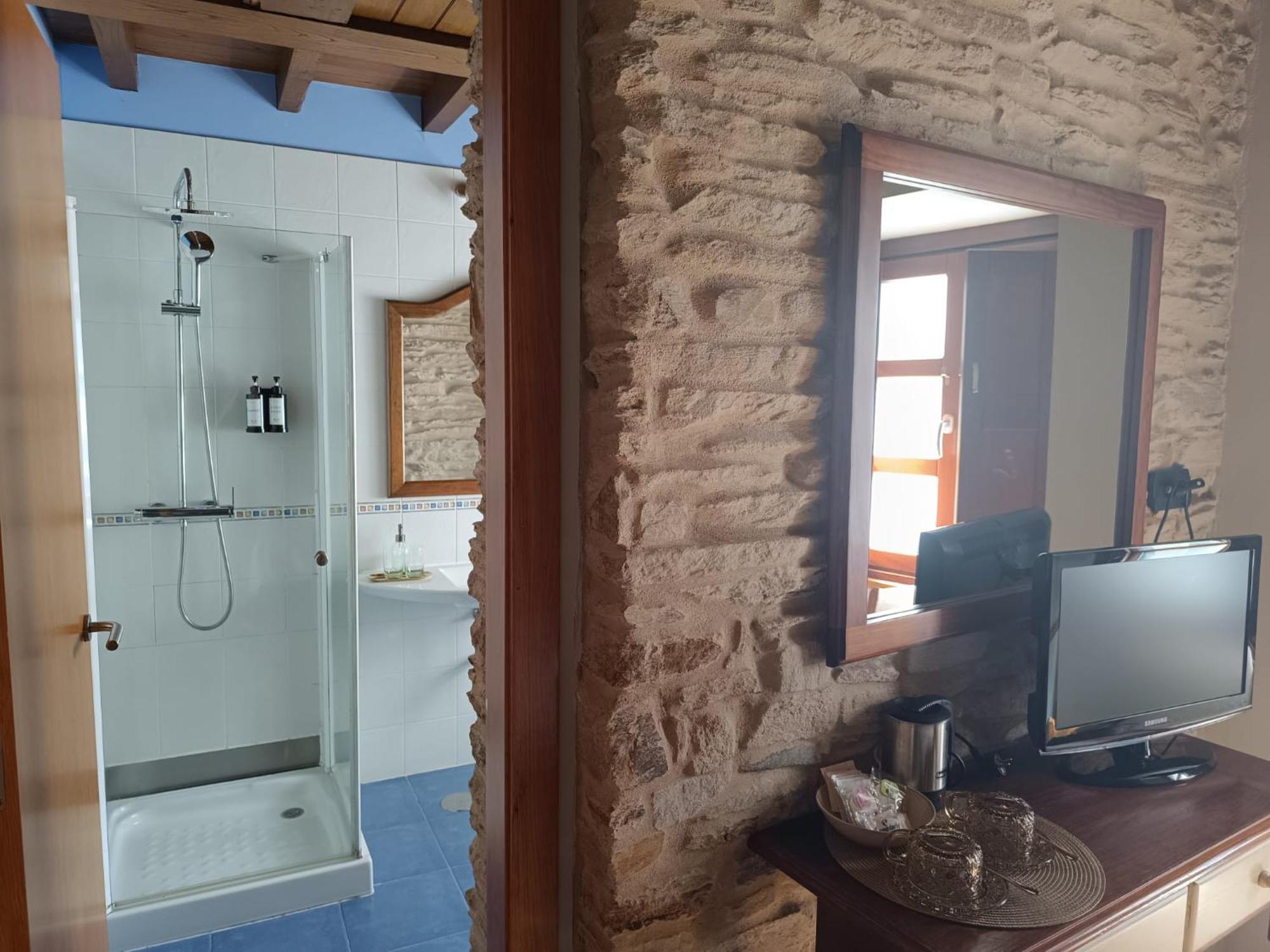 Habitación Doble con vistas al jardín