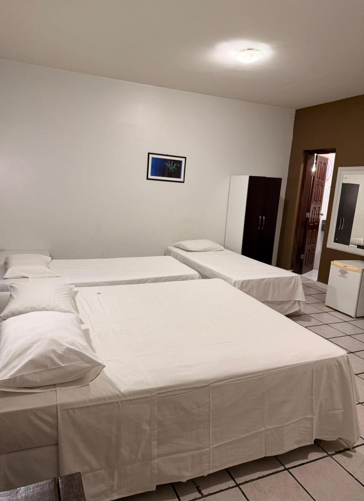 Deluxe Room,1746993832:JPEG