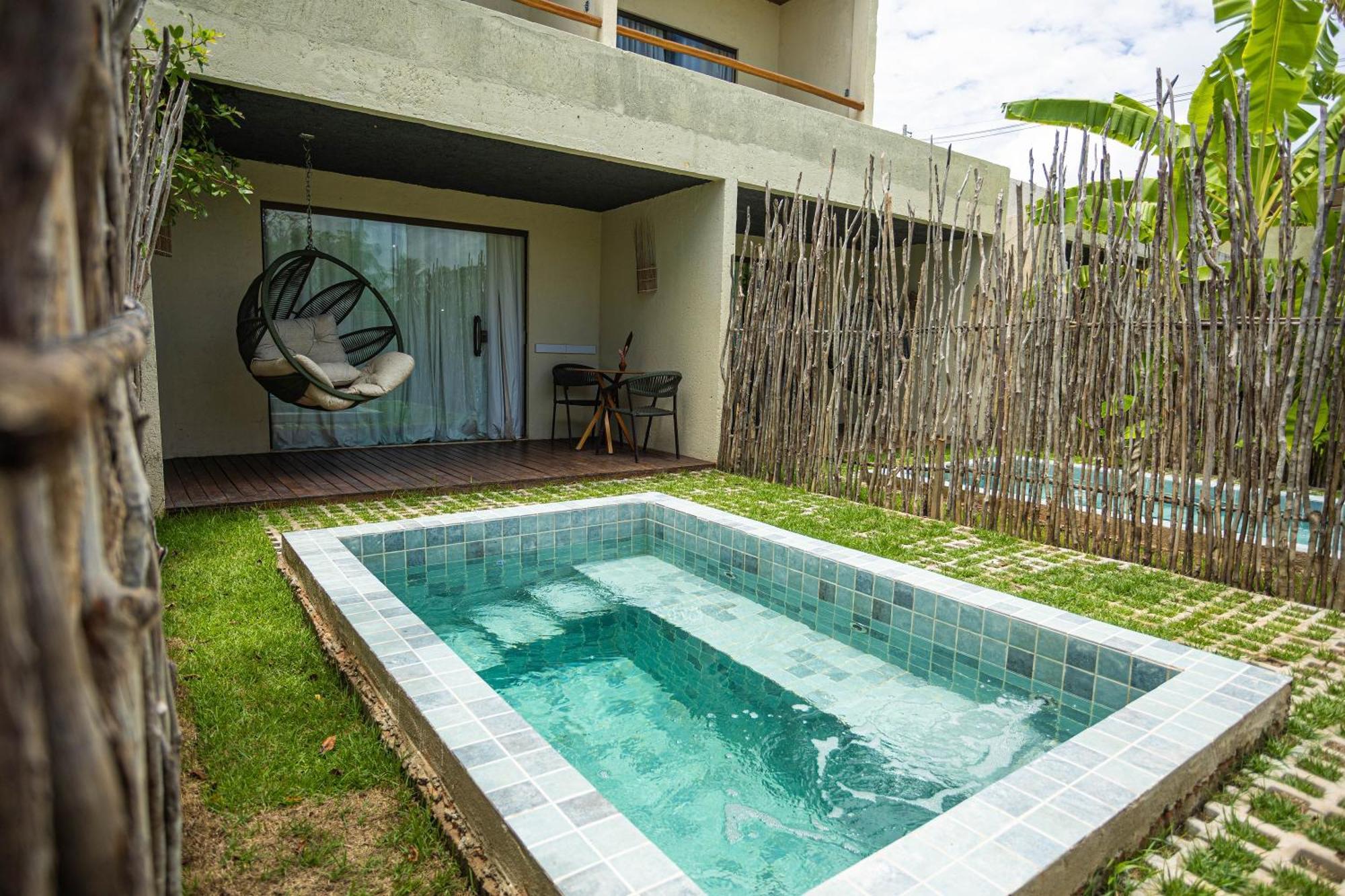 Suíte com Piscina Privativa