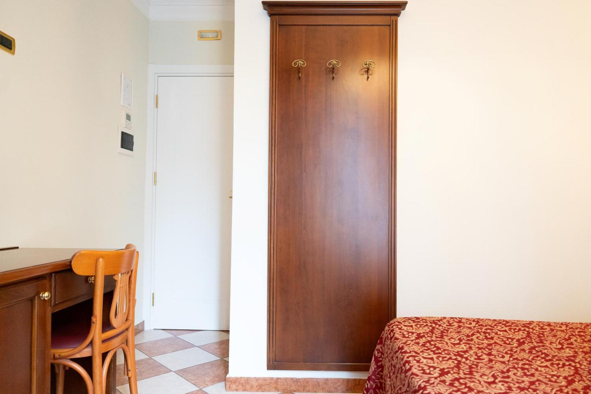 Habitación Doble Pequeña