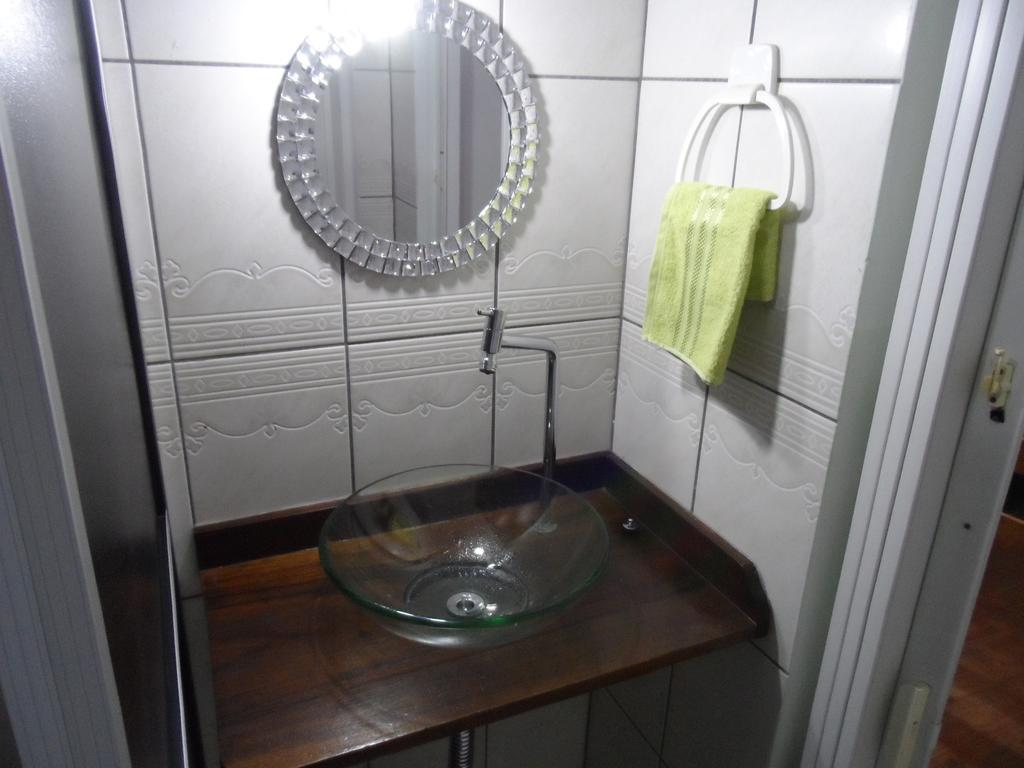 Basic Triple Room with Shared Bathroom,641040780:JPEG