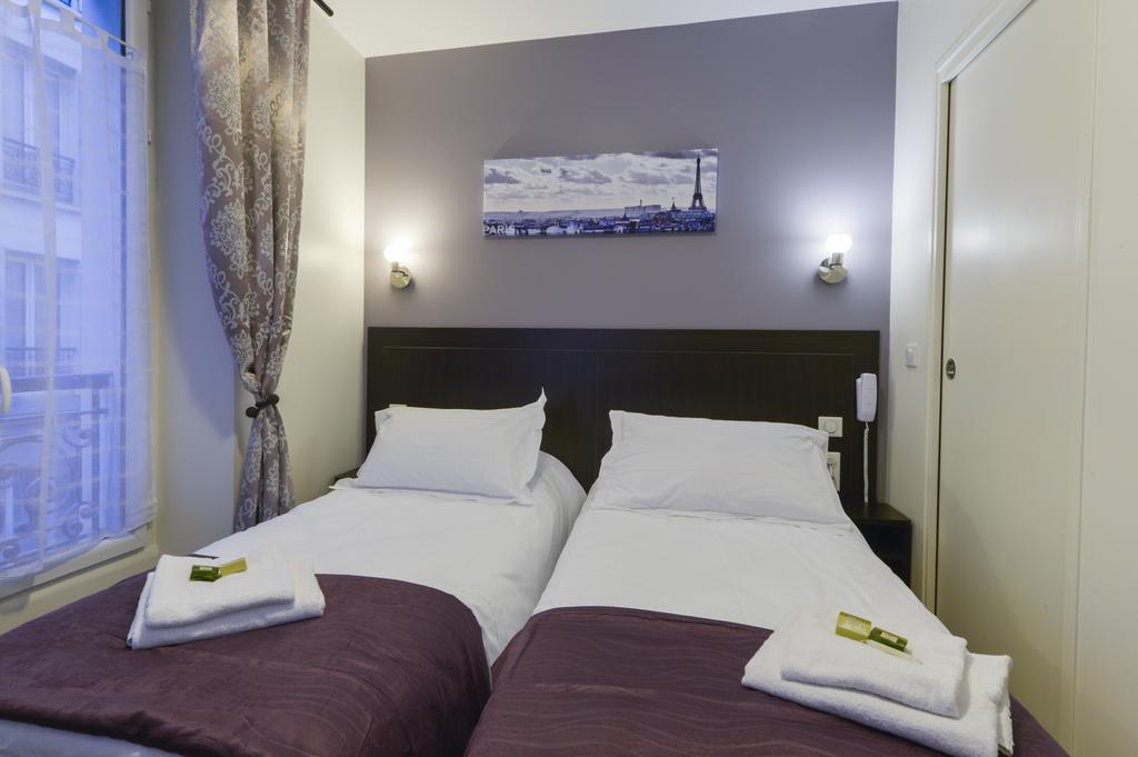 Tweepersoonskamer met 2 Aparte Bedden