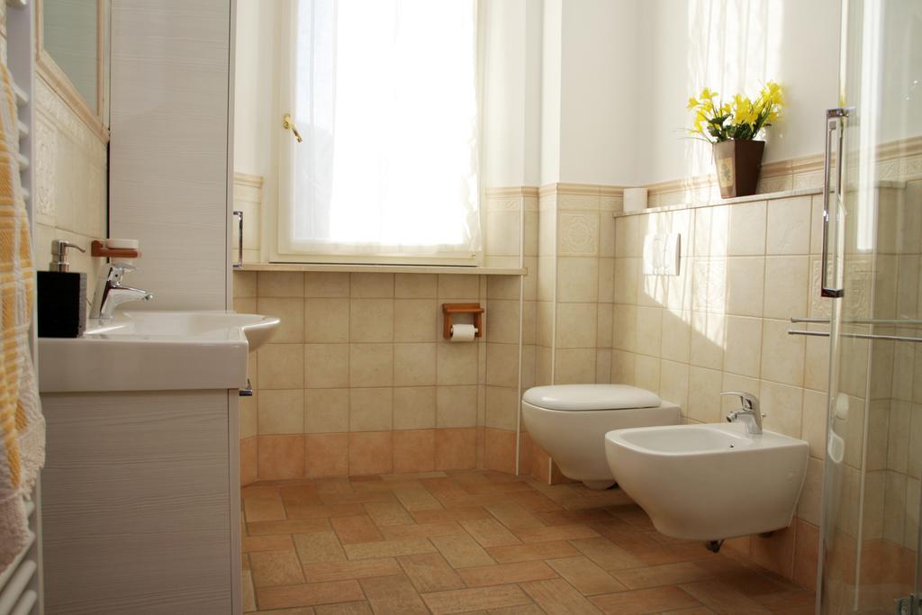 Camera Singola con Bagno in Comune