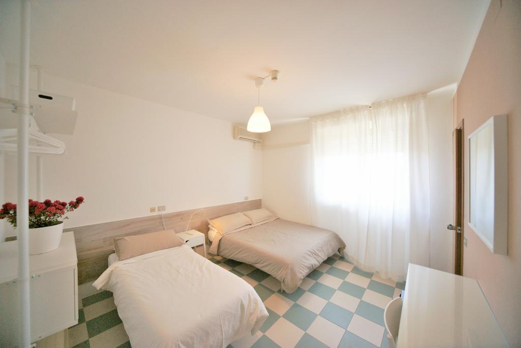 Doppel-/Zweibettzimmer mit Meerblick