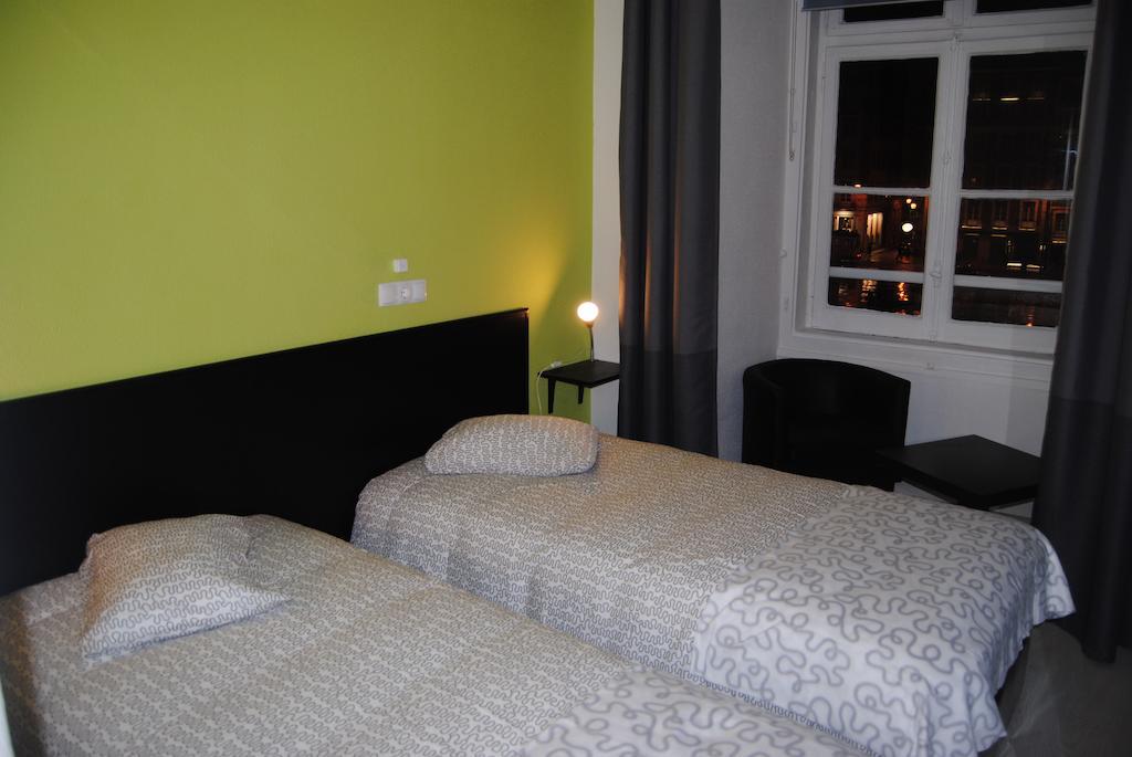 Quarto Twin com Varanda