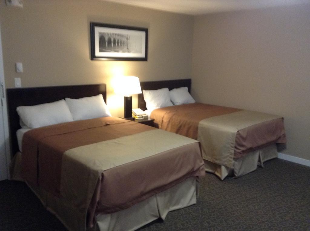 Suite mit Queensize-Bett und Whirlpool - Nichtraucher