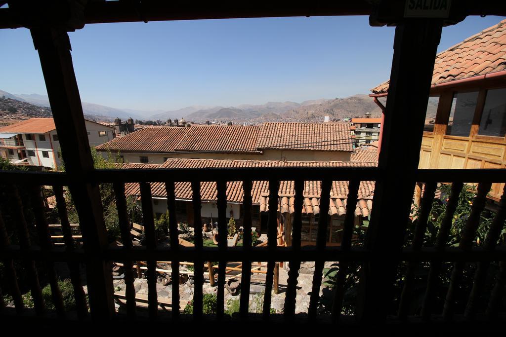 Triple Room with City View
