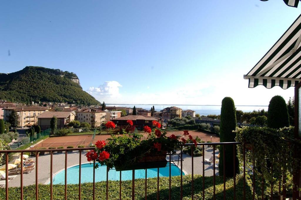 Superior Double or Twin Room with Lake View