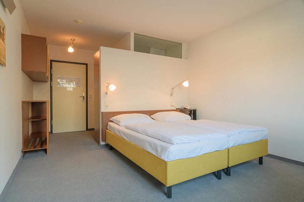 Zweibettzimmer