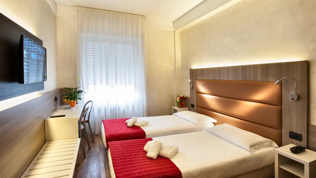 Quarto com 2 Camas de Solteiro