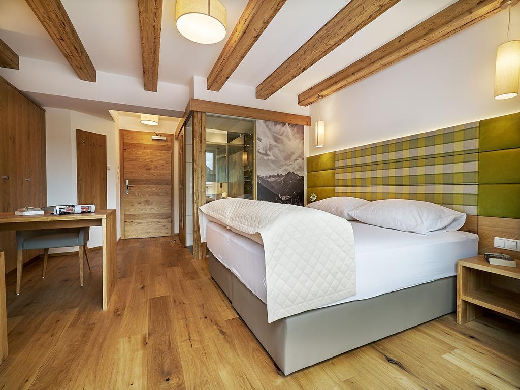 Double or Twin Room with Balcony