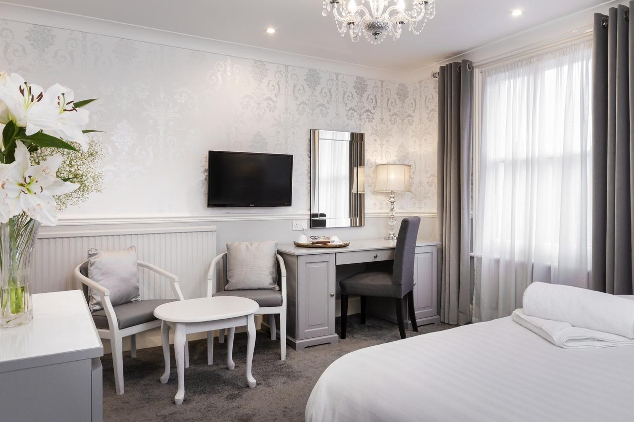 Tweepersoonskamer met 2 Aparte Bedden of Super Kingsize Bed