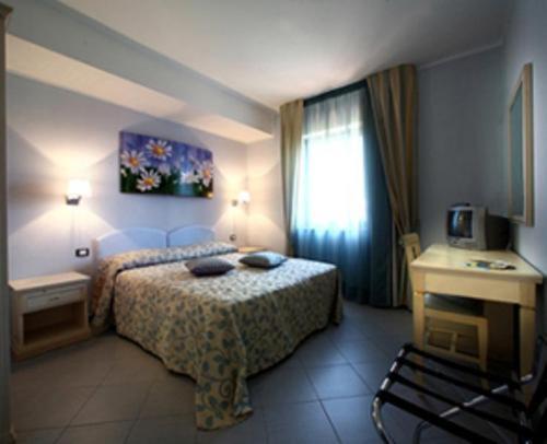 Double or Twin Room,17496494:JPEG