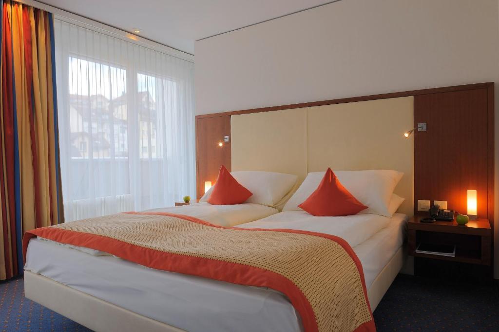 Junior Suite with Balcony,188632937:JPEG