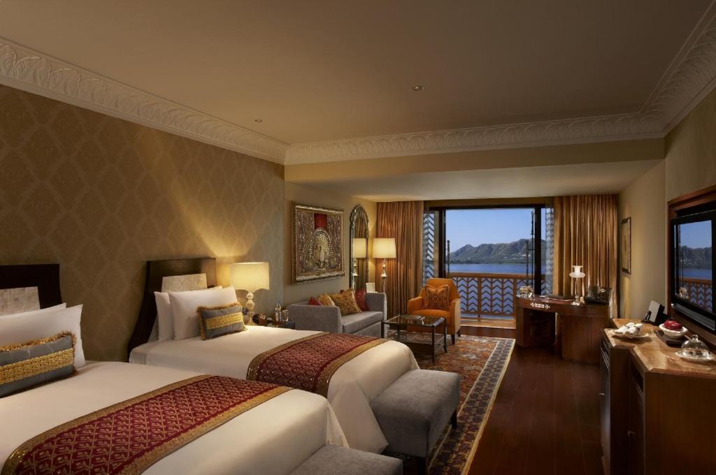 Grand Heritage con vistas al lago y balcón