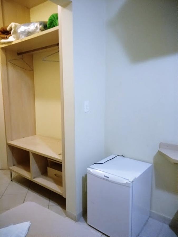 Quarto com 2 Camas de Solteiro