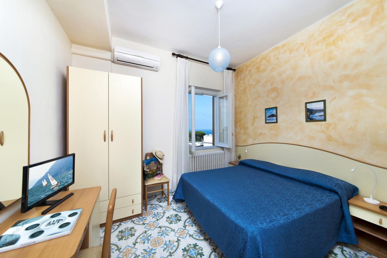 Double Room with Sea View,669302775:JPEG