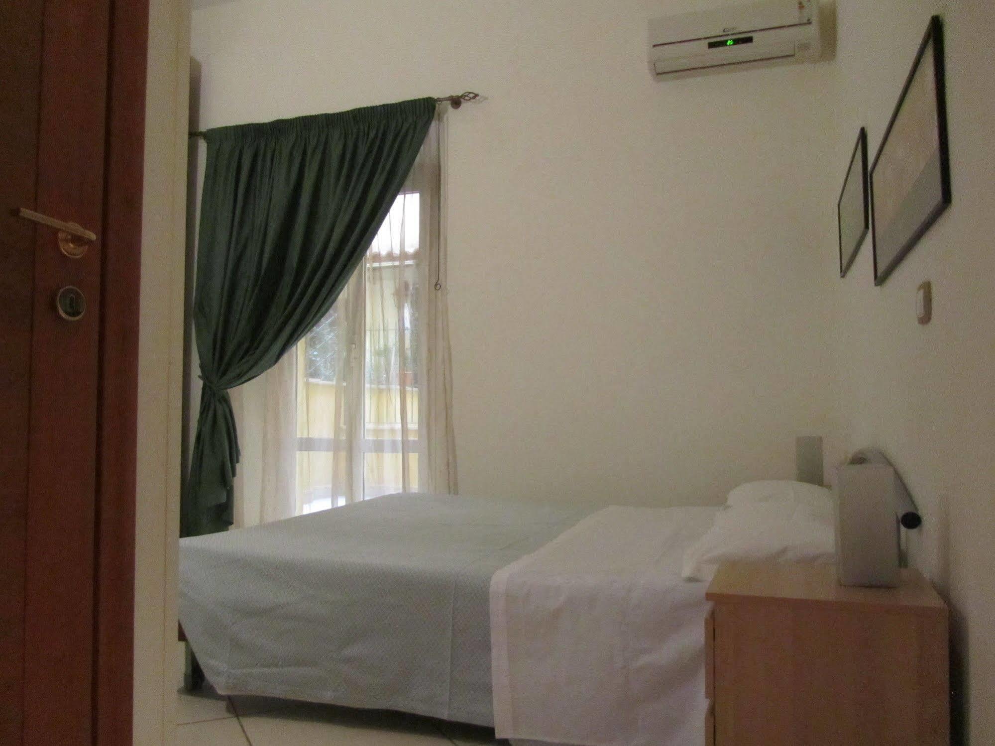Deluxe Kamer (2 Volwassenen + 1 Kind)