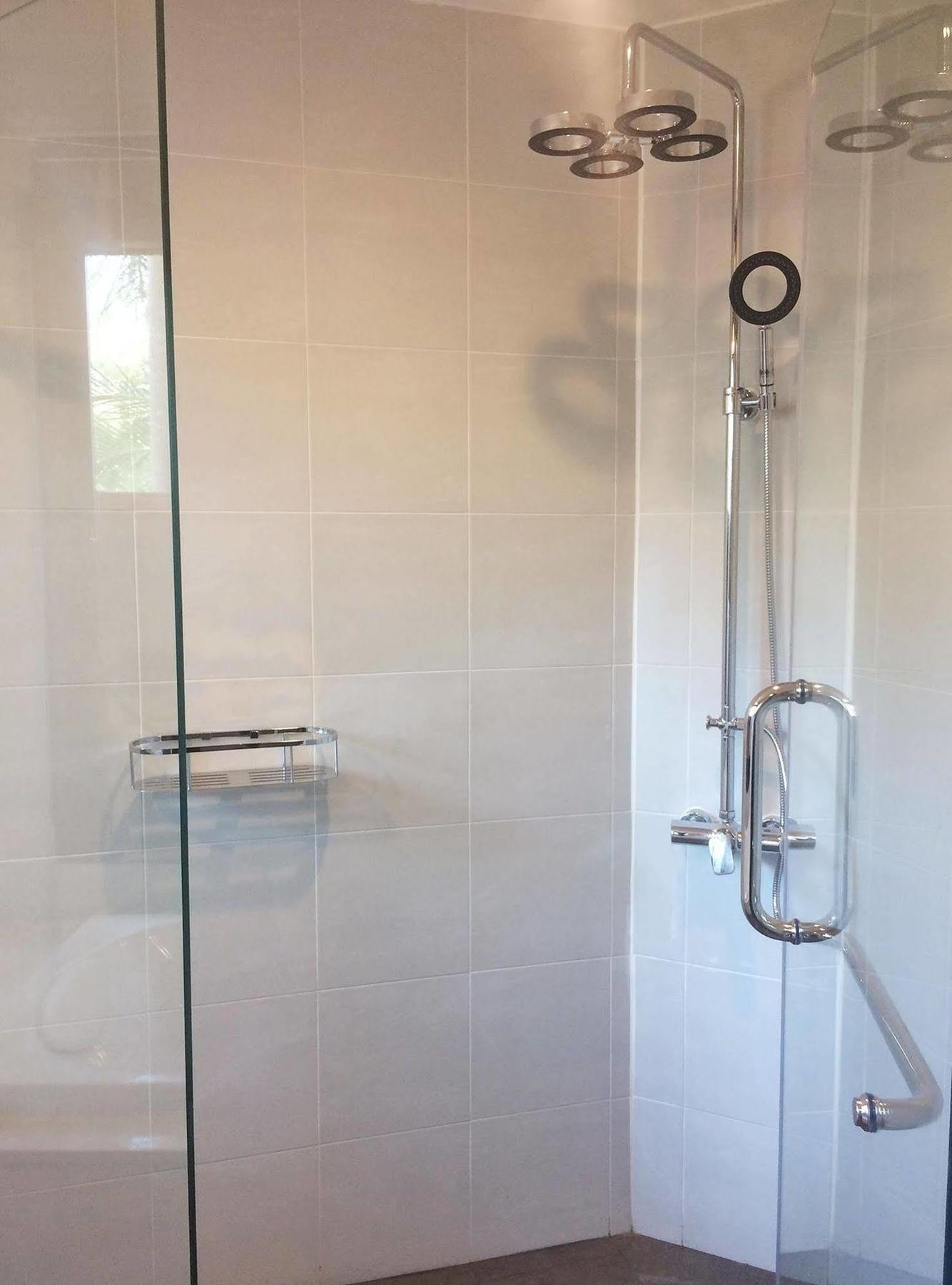 Deluxe Doppelzimmer mit Poolblick