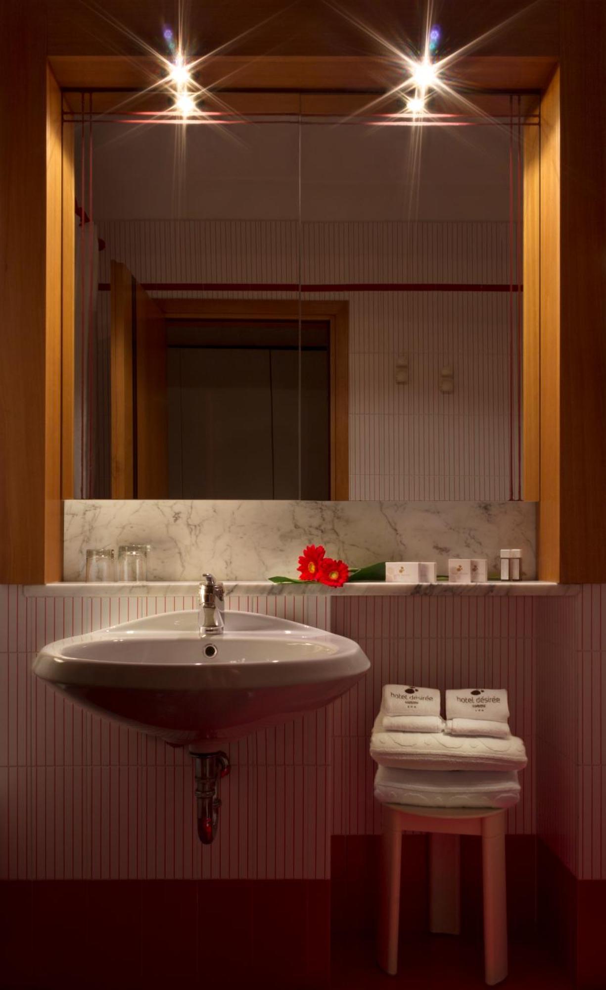 Double or Twin Room,1081332445:JPEG