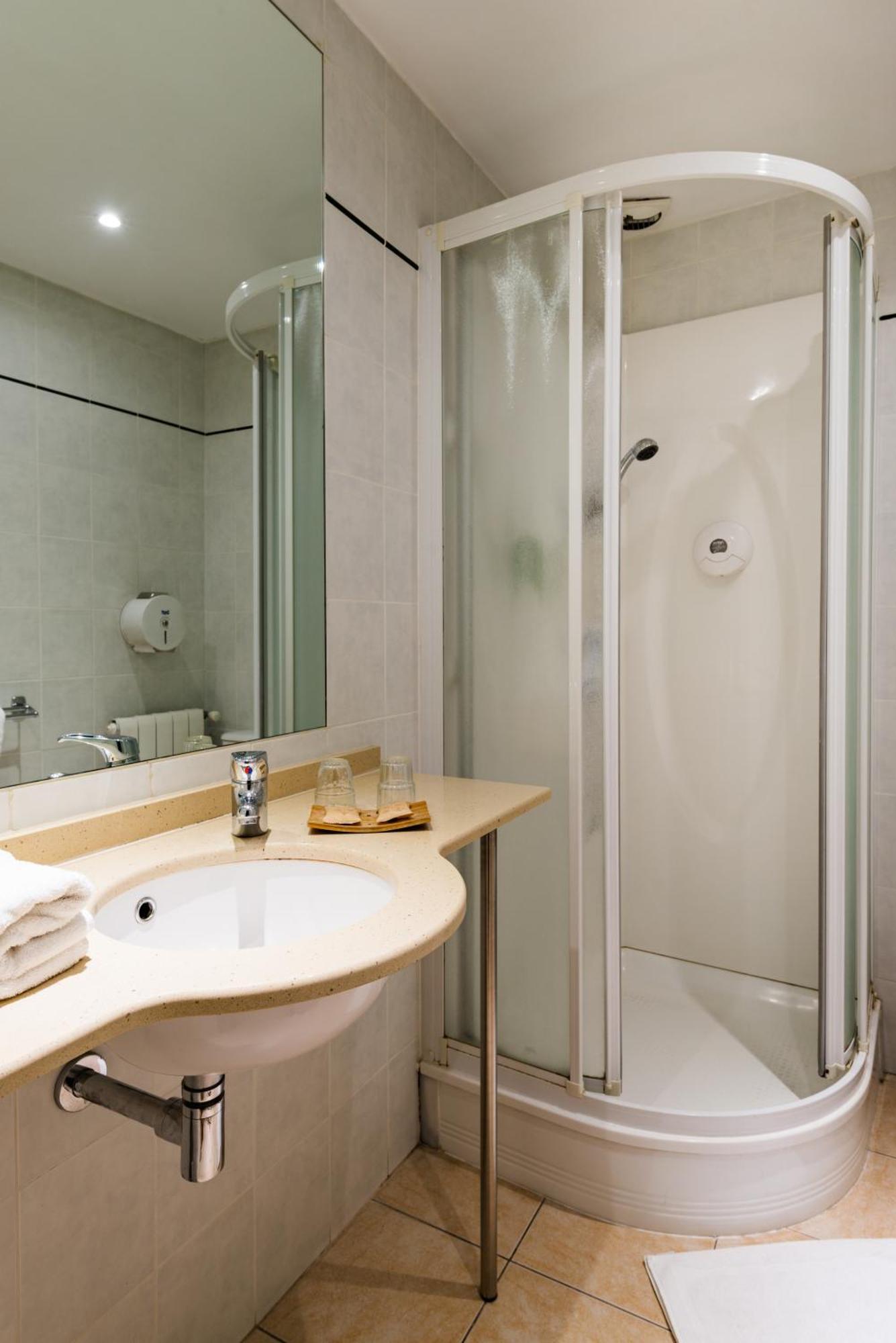 Standard Double Room with Shower,1742600331:JPEG