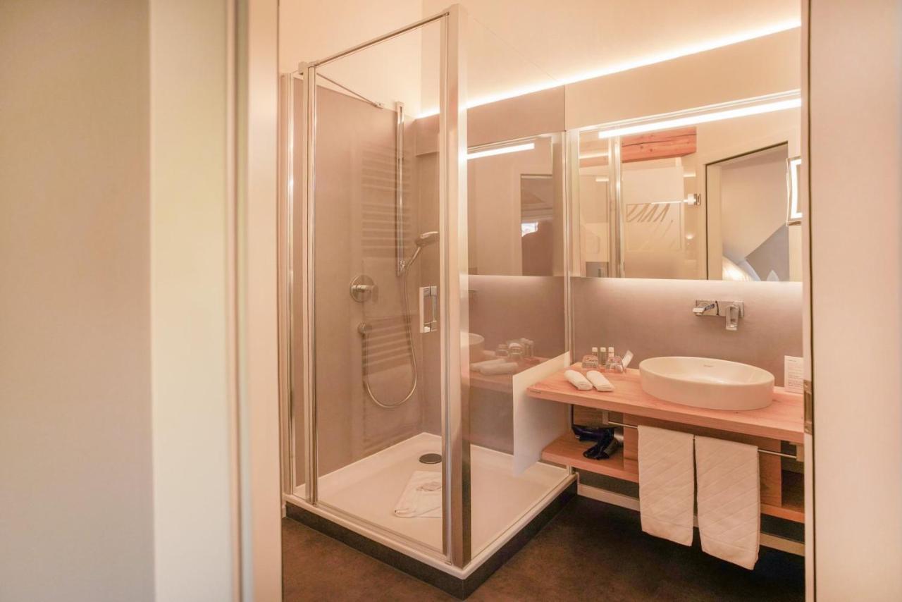 Double Room,792489192:JPEG