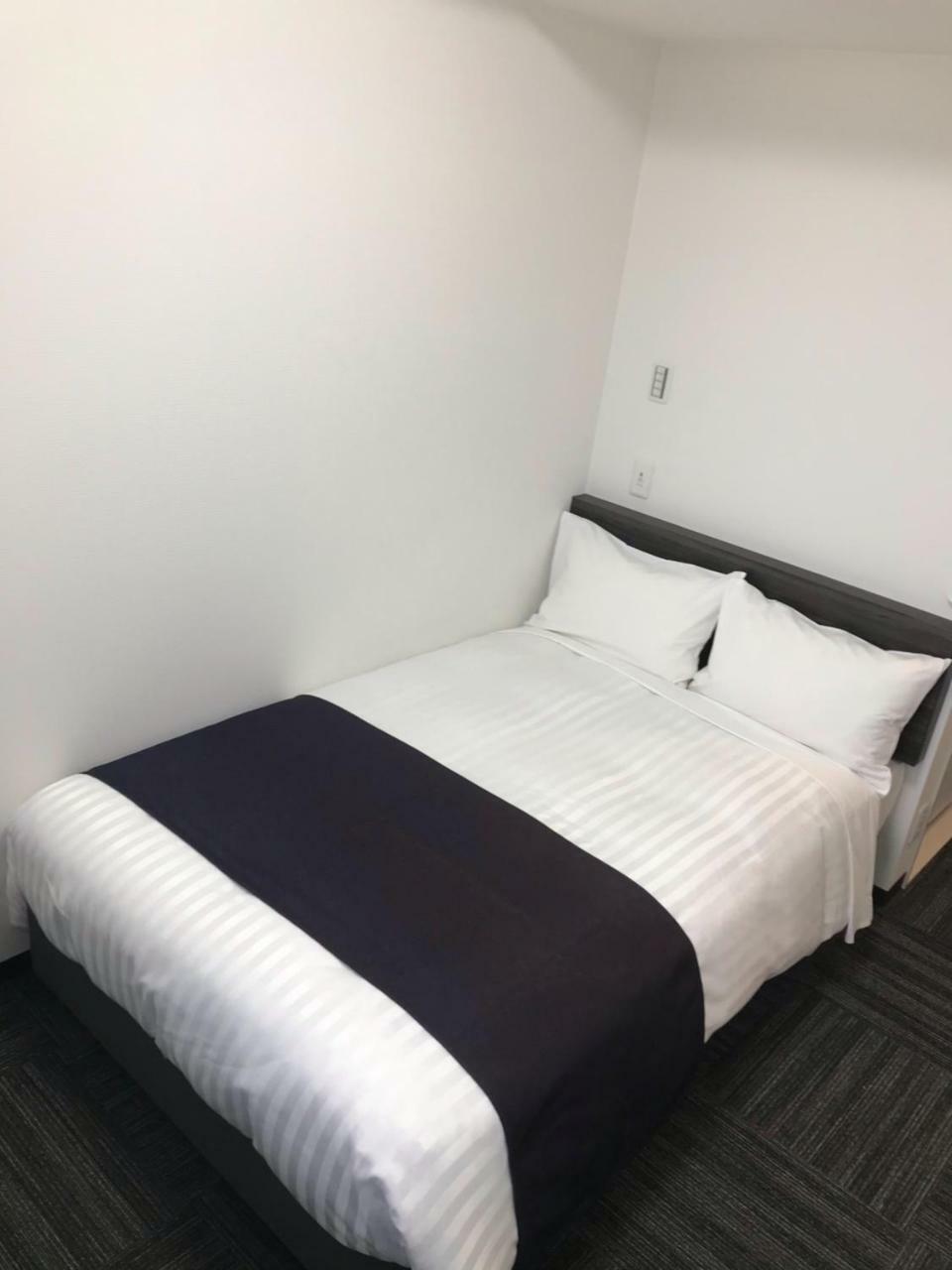 Semi Double Room