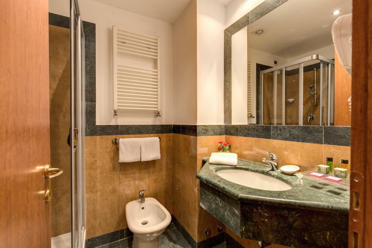 Single Room,908606935:JPEG