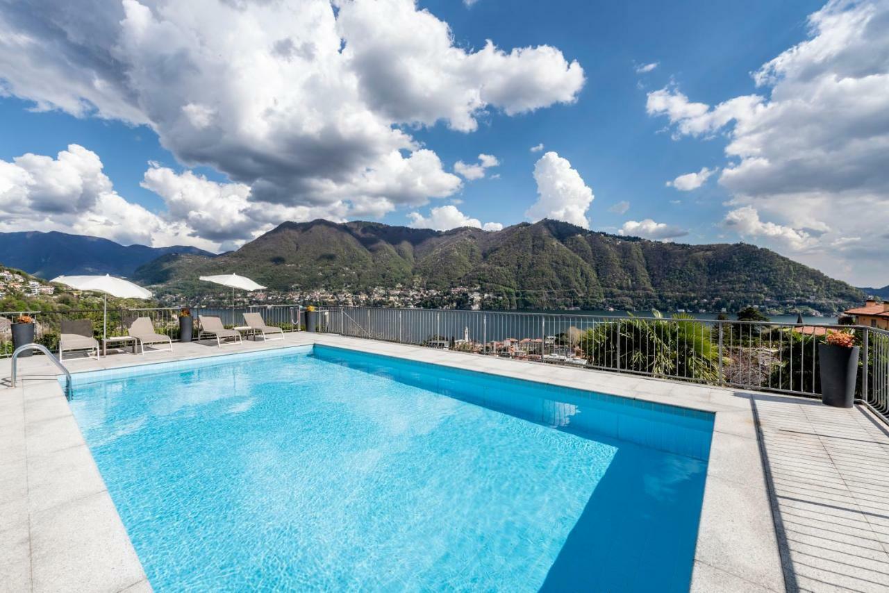 Single Room with Mountain View