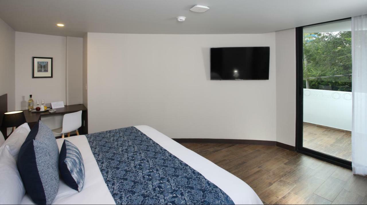 Suite with Spa Bath