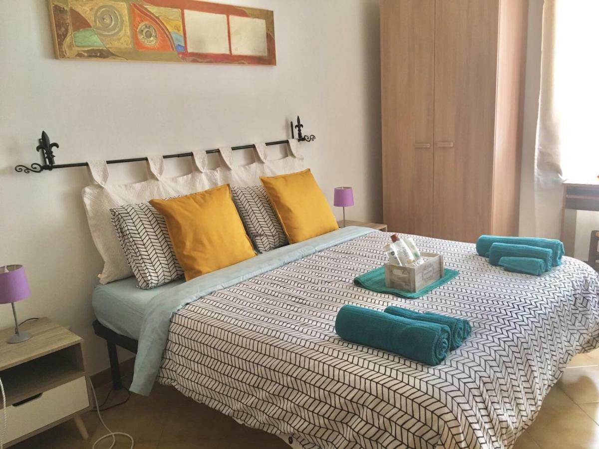 Camera Matrimoniale con Letto Supplementare