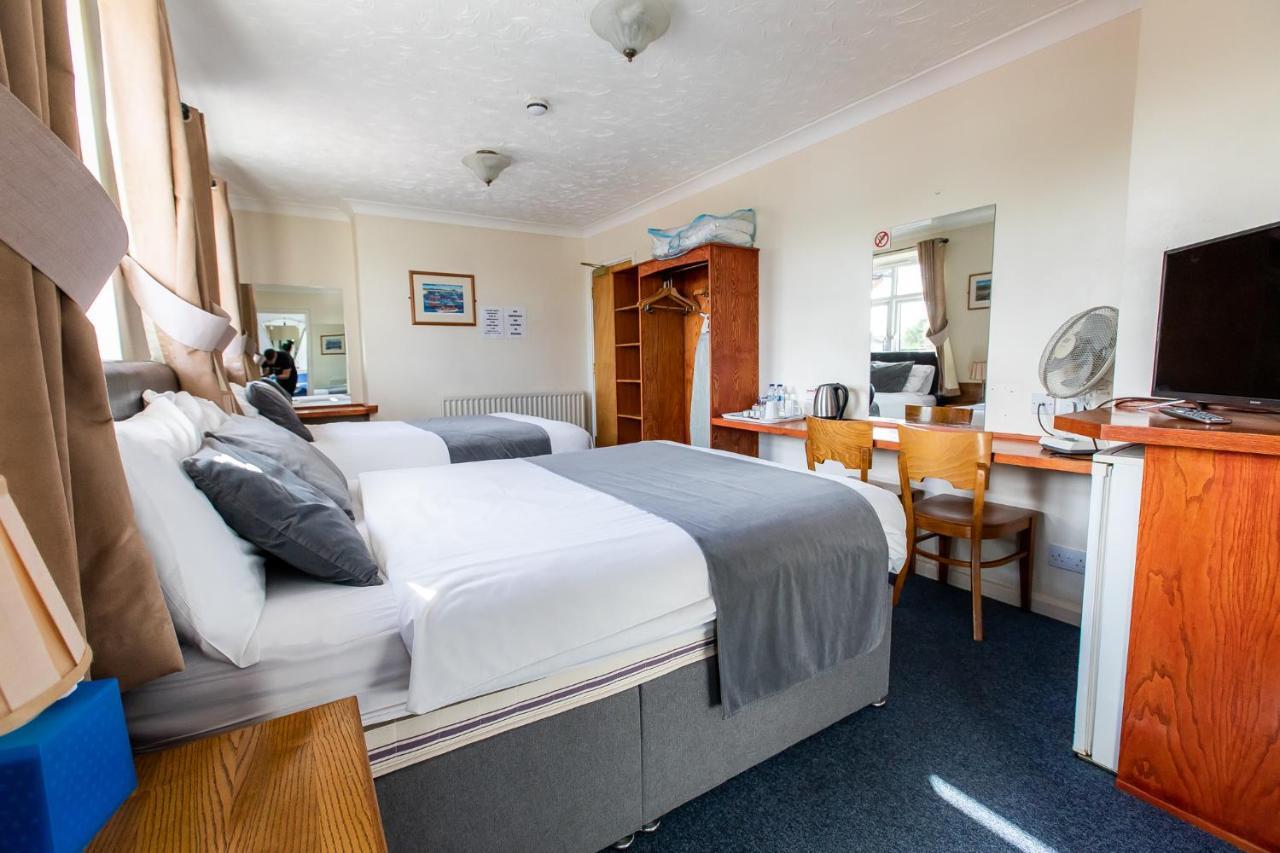 Double/Twin,934046047:JPEG