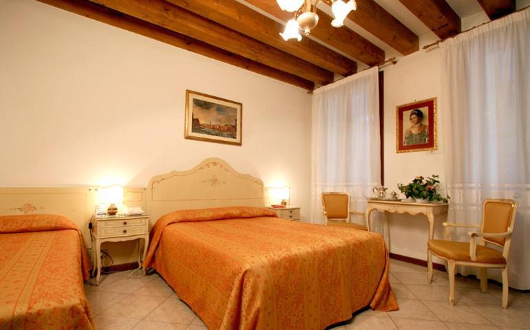 Triple Room with Bathroom,958273603:JPEG