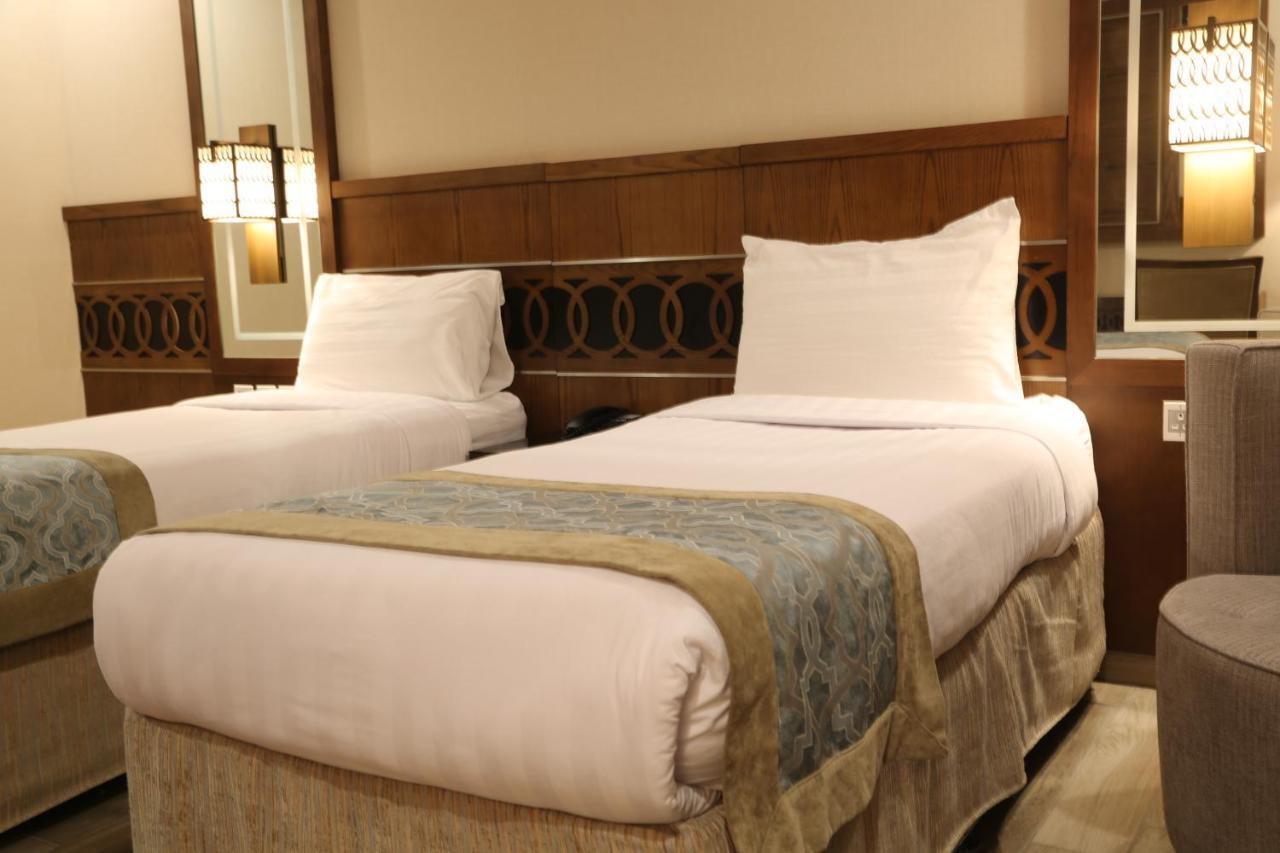 Twin Room,962130457:JPEG