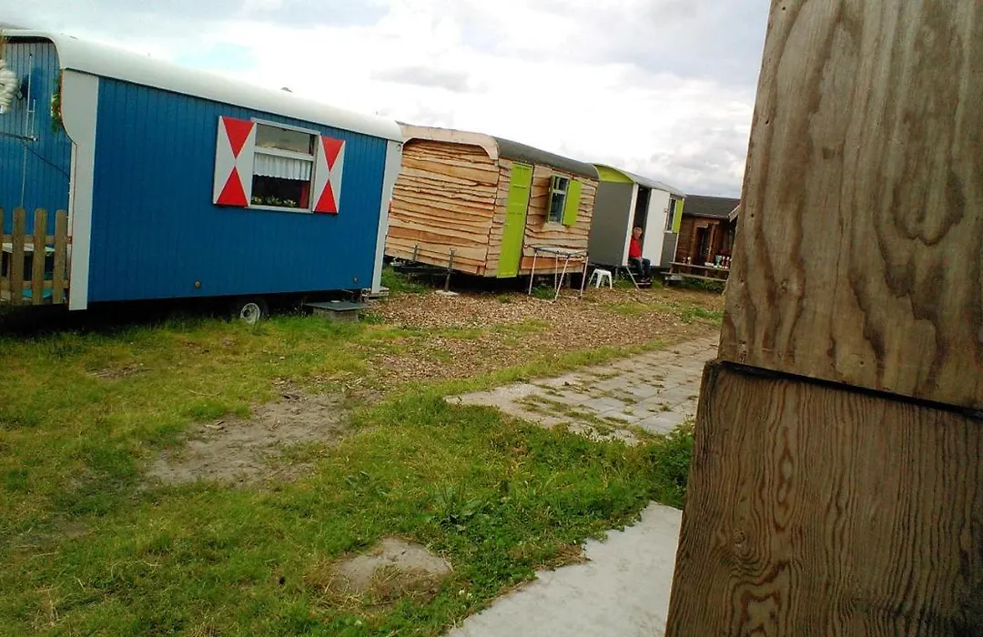 B&B boerderij rust, in pipowagens!-1