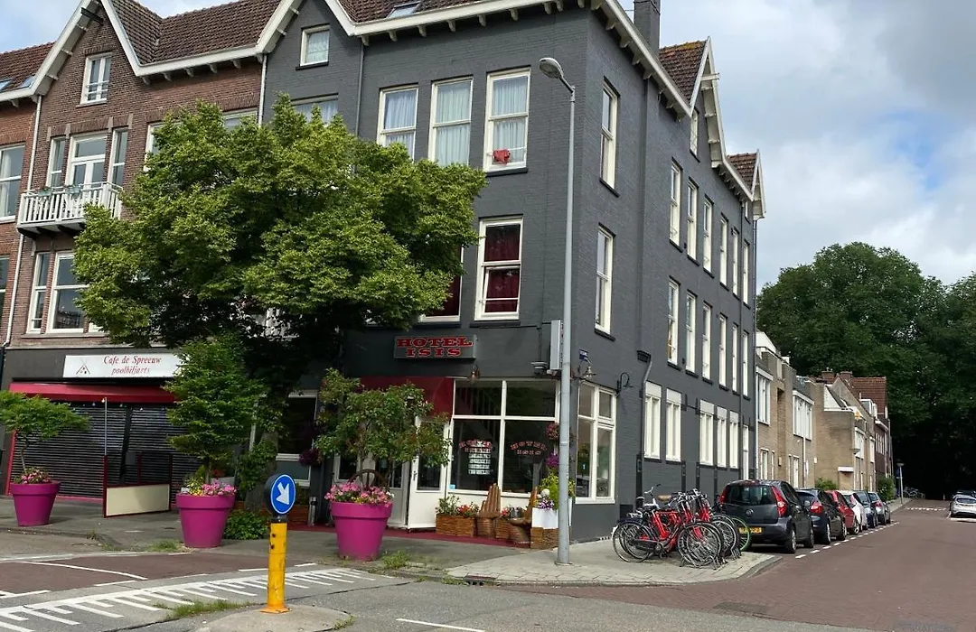 Hotel Isis-1