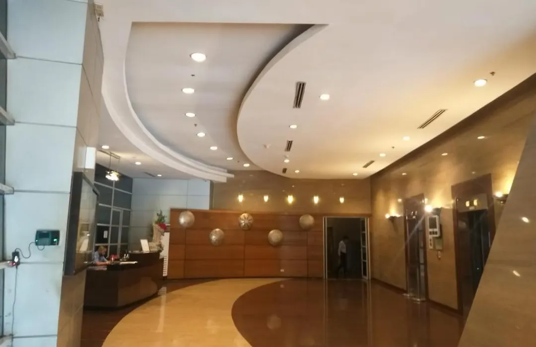Usa Embassy Front Suite Pearl Of The Orient-1
