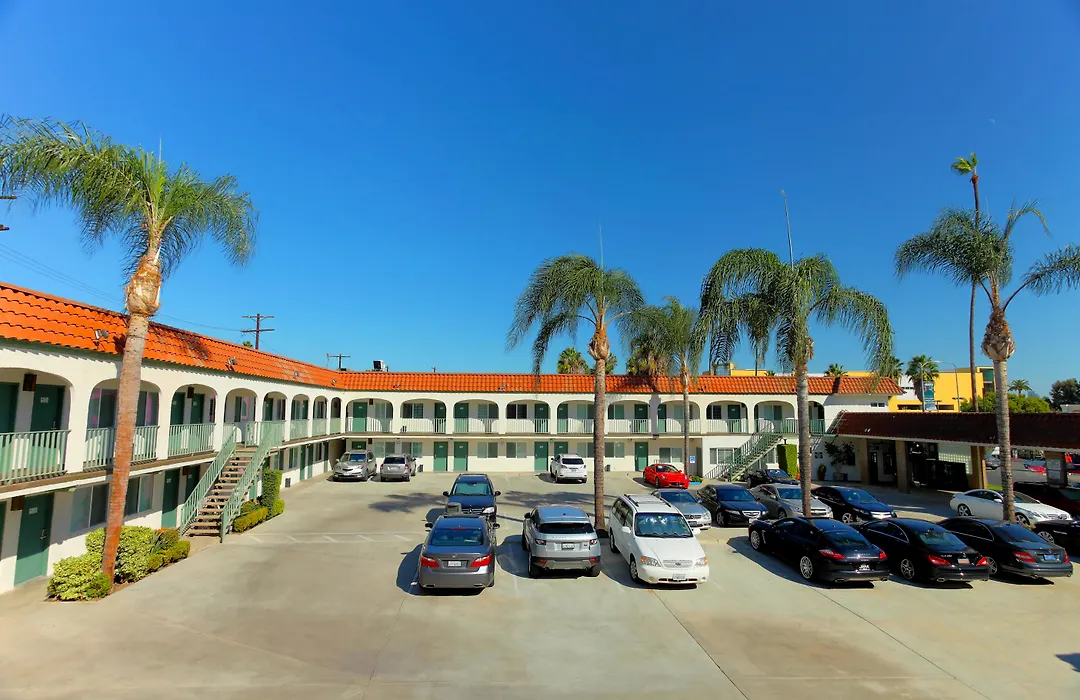 Dunes Inn - Sunset (Adults Only)-1