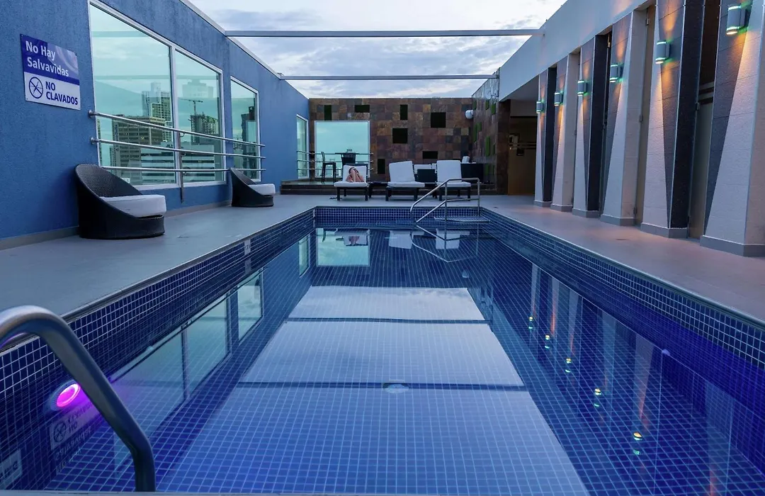 Hampton By Hilton Panama-1