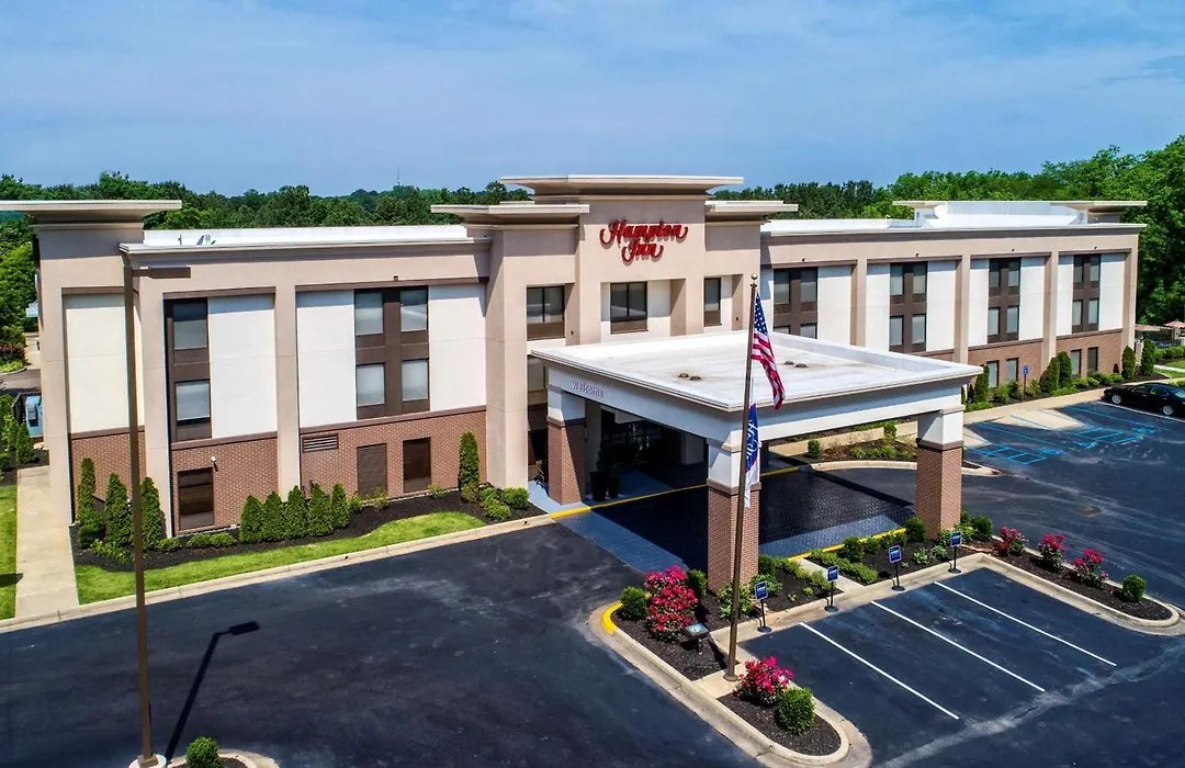 Hampton Inn Batesville-1