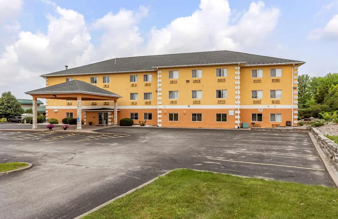 Comfort Inn Muscatine Near Hwy 61-1