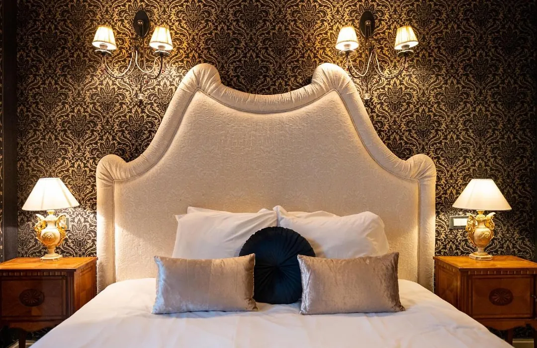 Canal Suites-1