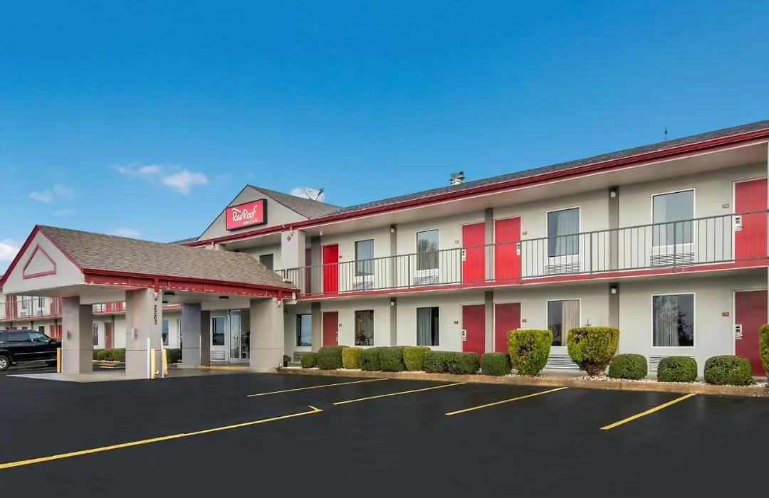 Red Roof Inn & Suites Jackson, Tn-1