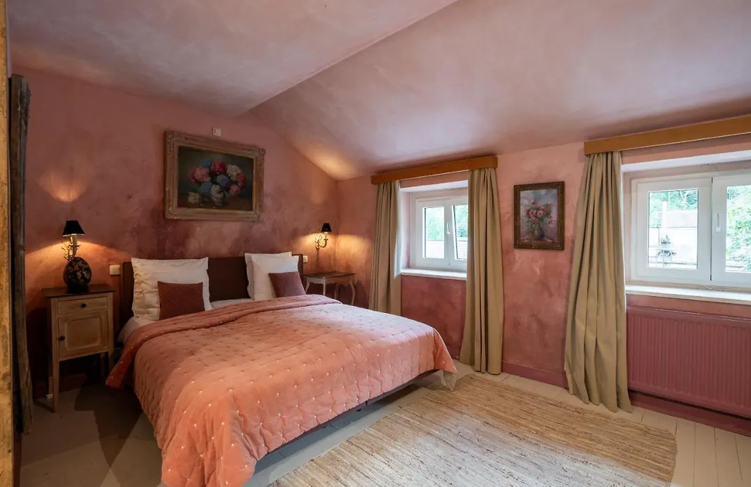 La Chambre Rose-1