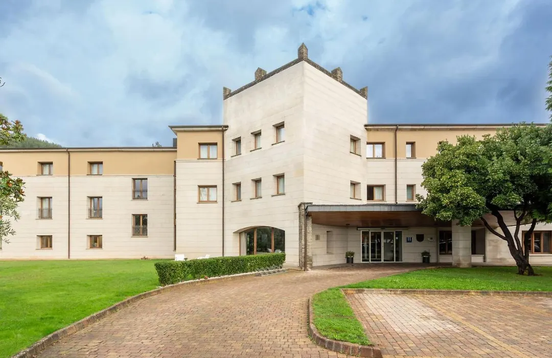 Parador de Villafranca del Bierzo-1