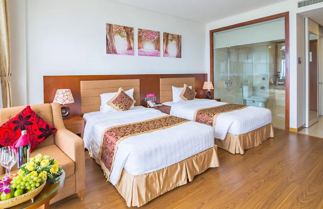 Gold Coast Hotel Resort & Spa-1
