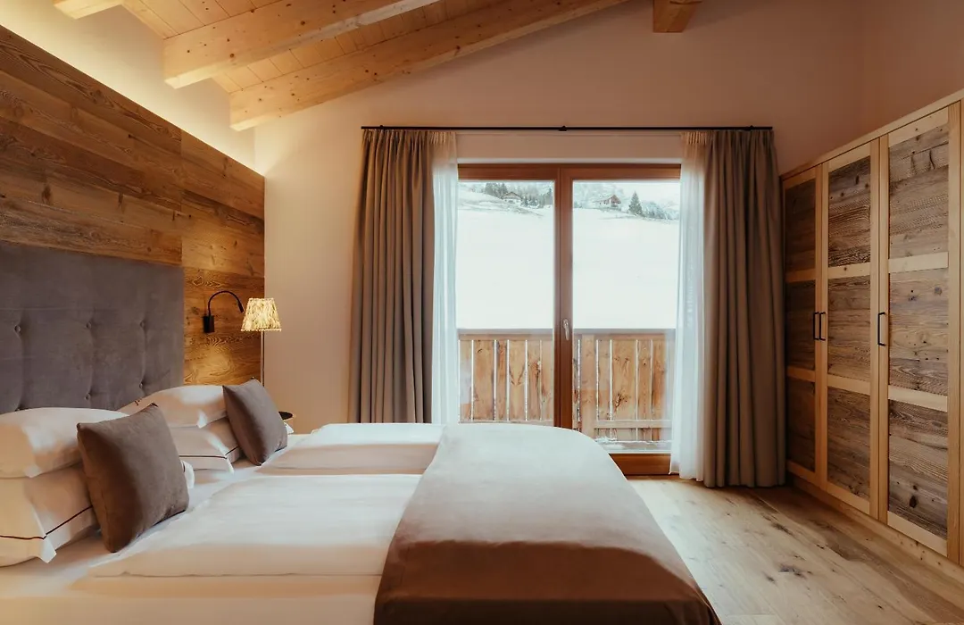 Villa Flora Mountain Lodges-1
