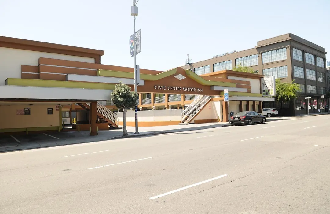 Civic Center Motor Inn-1
