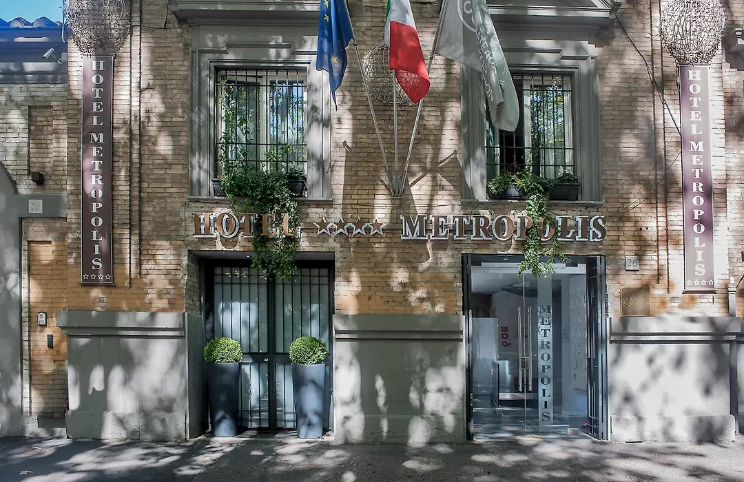 Hotel Metropolis-1