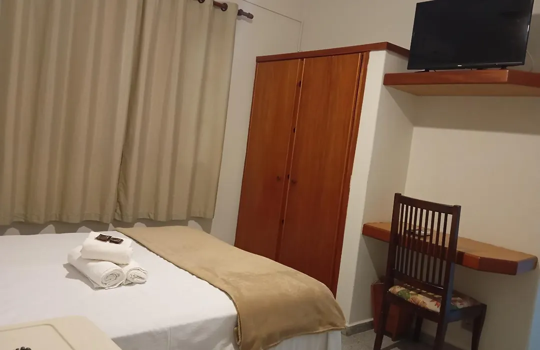 Mariachis Hotel-1